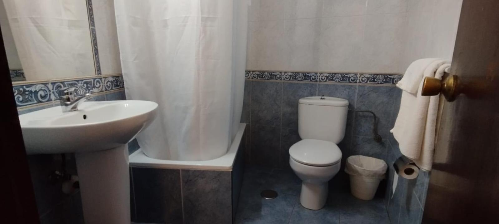 Hostal Ronda Kordoba Bagian luar foto