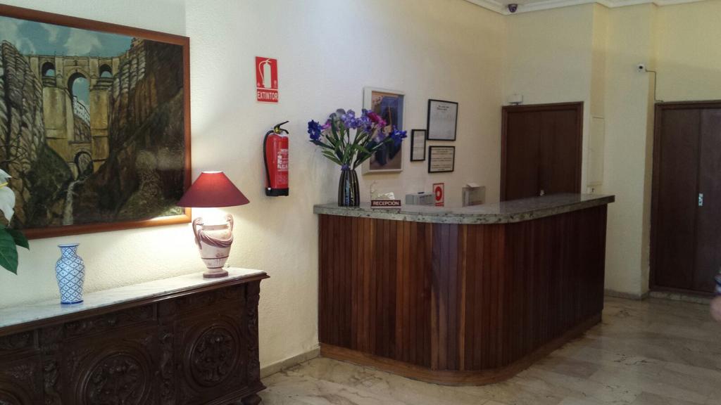 Hostal Ronda Kordoba Bagian luar foto